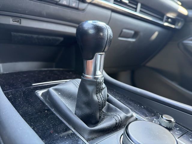 Used 2019 MAZDA MAZDA3 Hatchback FWD image 19