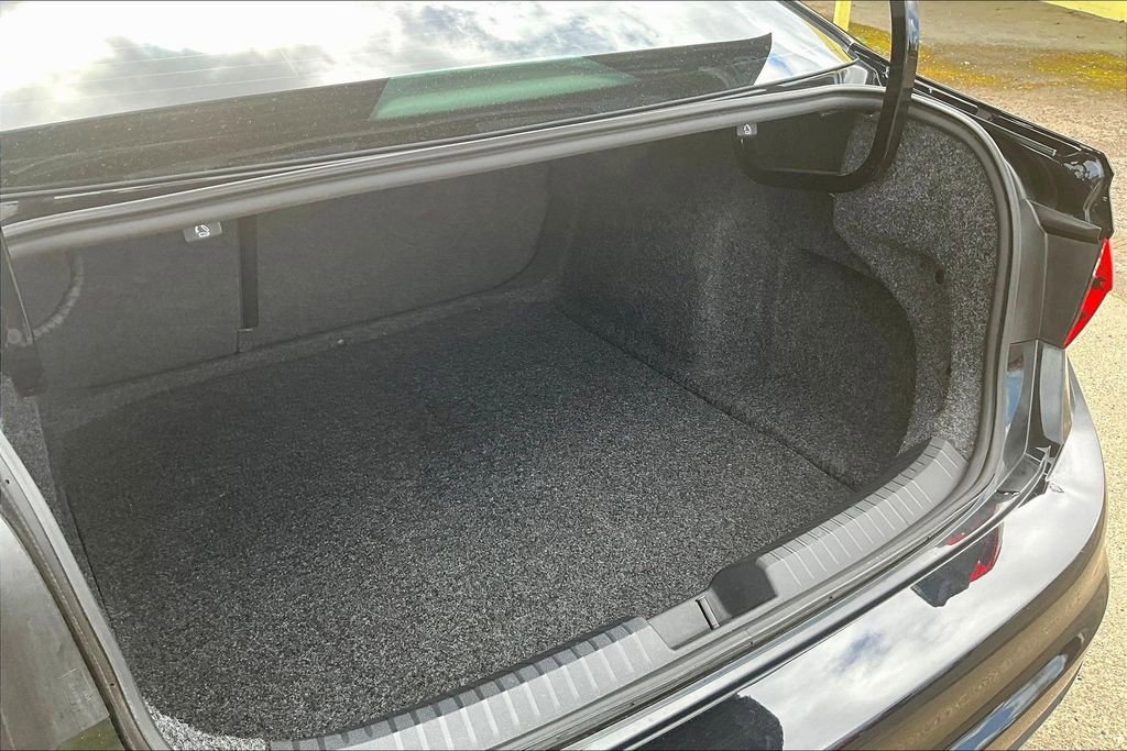 Used 2023 Volkswagen Jetta GLI Autobahn FWD image 35