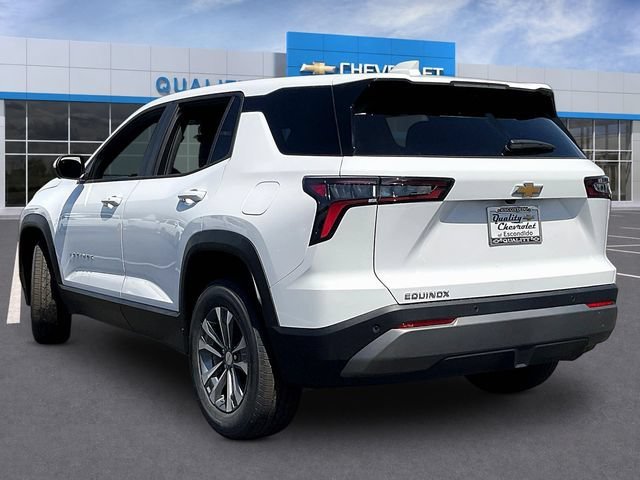 New 2027 Chevrolet Equinox LT w/ Convenience Package II FWD image 3