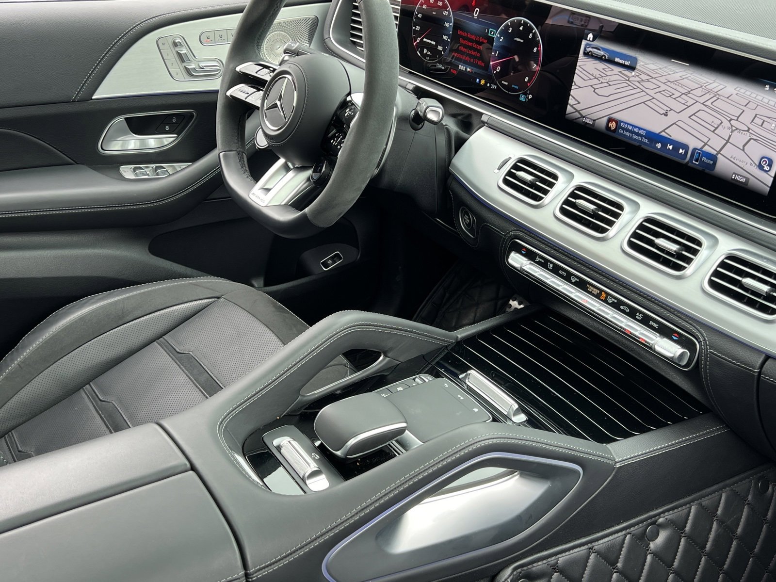 Used 2025 Mercedes-Benz GLE 53 AMG 4MATIC Coupe image 17