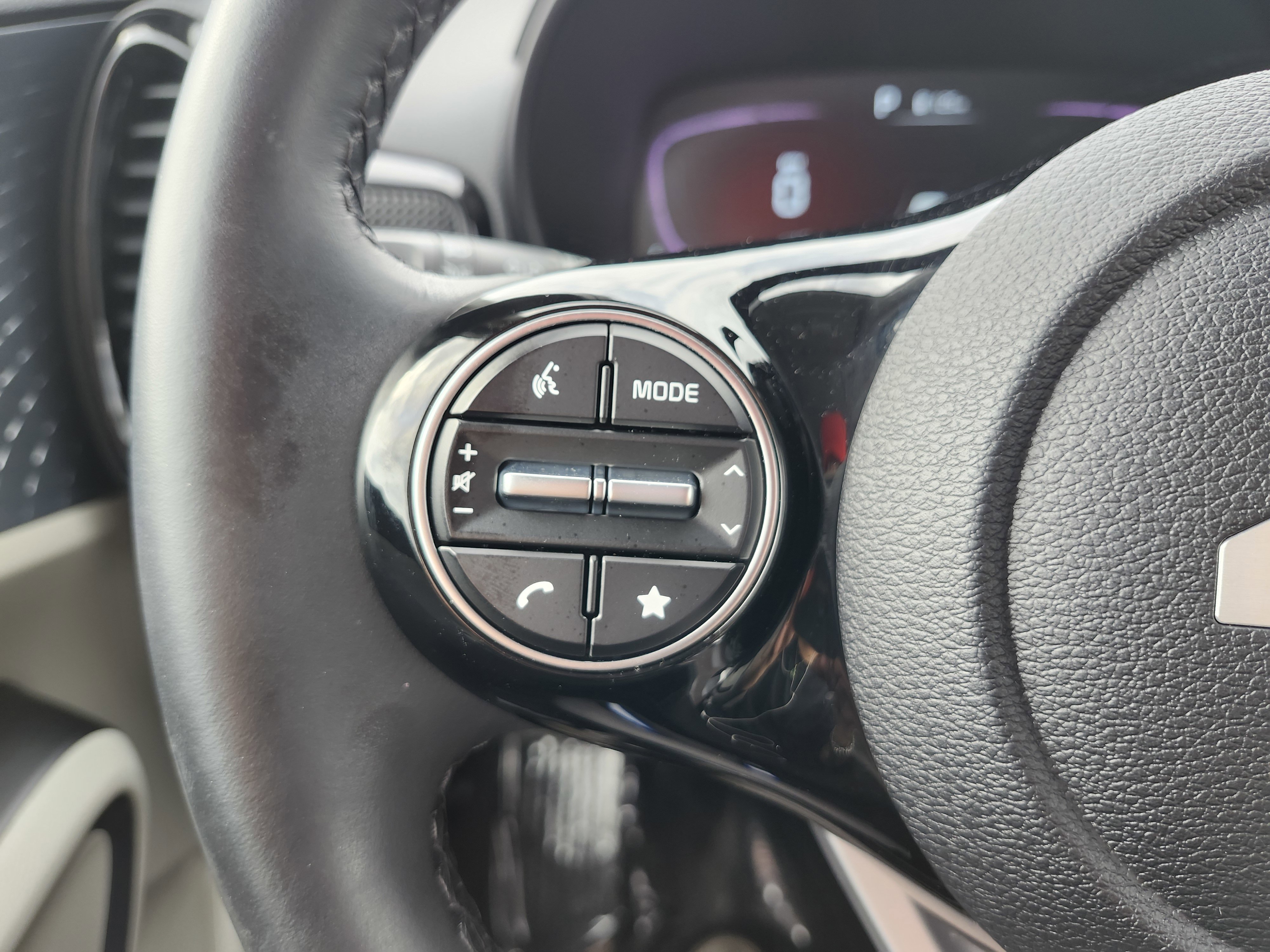 Used 2023 Kia Soul EX image 35