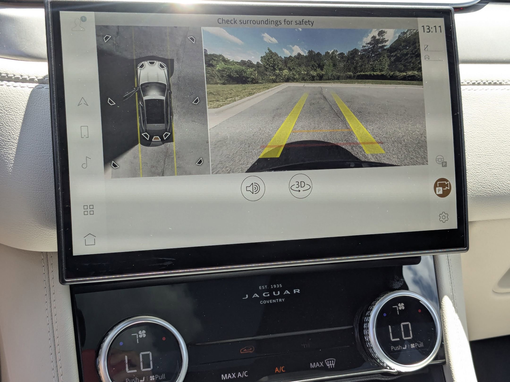 New 2026 Jaguar F-PACE R-Dynamic S image 15