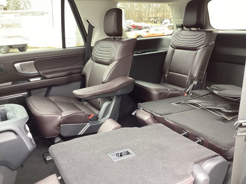 New 2026 Ford Expedition Platinum w/ Platinum Ultimate Package image 33