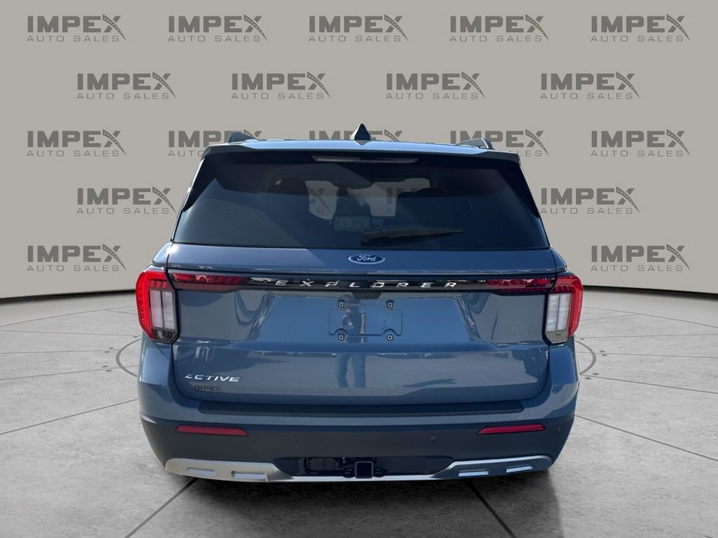 Used 2026 Ford Explorer Active w/ Active Comfort Package image 4