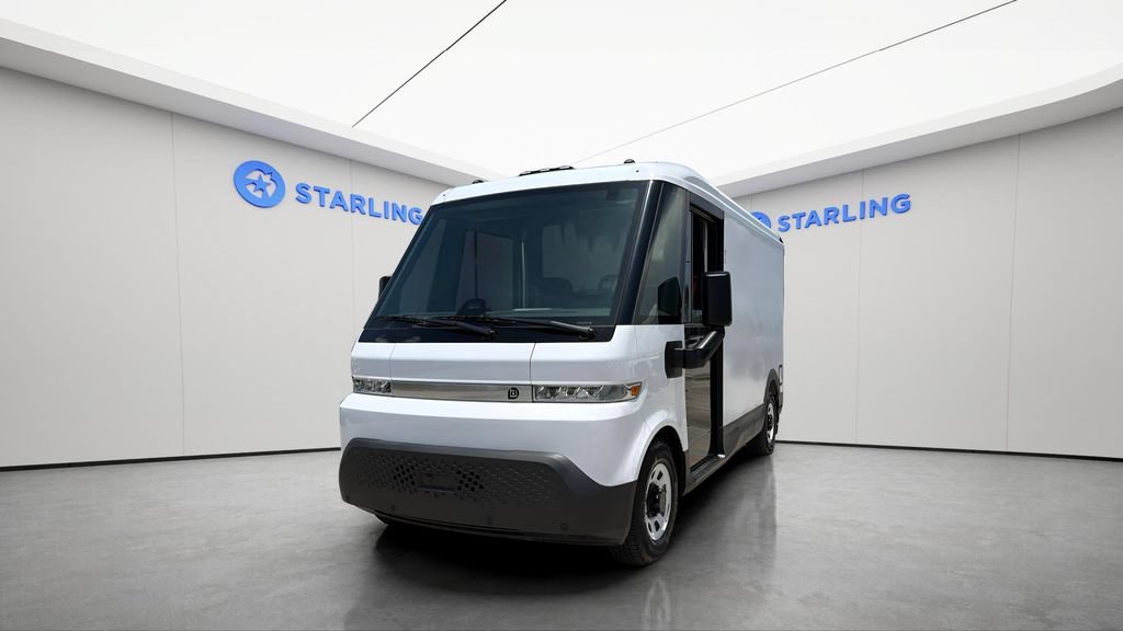 Used 2024 Chevrolet Brightdrop 400 w/ Commercial Equipment Package AWD/4WD image 16