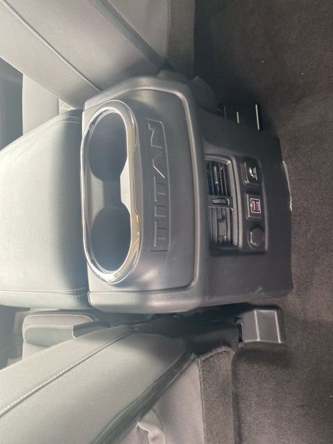Used 2024 Nissan Titan SV w/ SV Convenience Package image 13