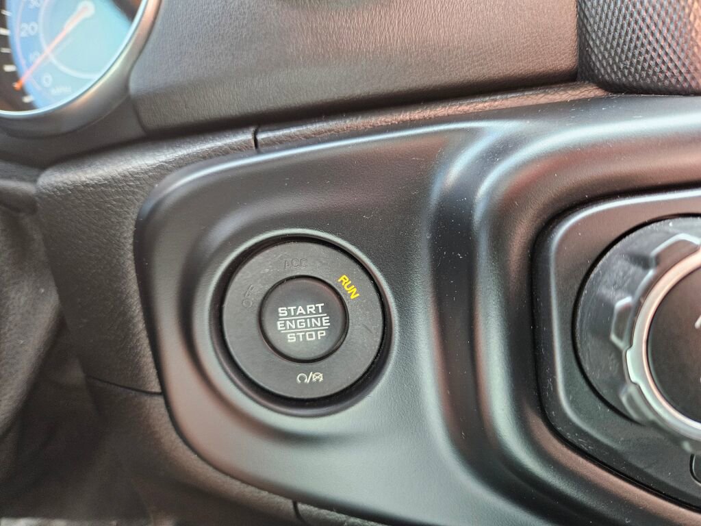 Used 2021 Jeep Gladiator Overland image 23