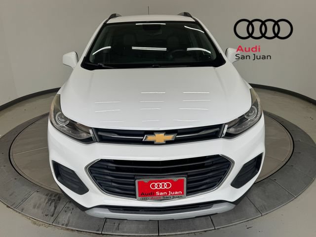 Used 2020 Chevrolet Trax LT w/ Driver Confidence Package FWD image 2