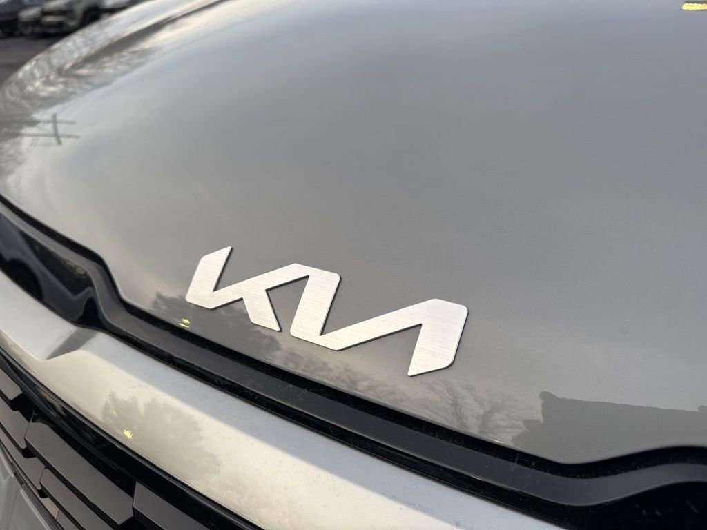 New 2026 Kia Sportage SX FWD image 16