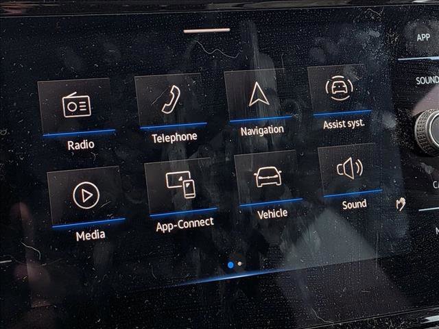 Used 2023 Volkswagen Atlas Cross Sport SE w/ Black Wheel Package image 9