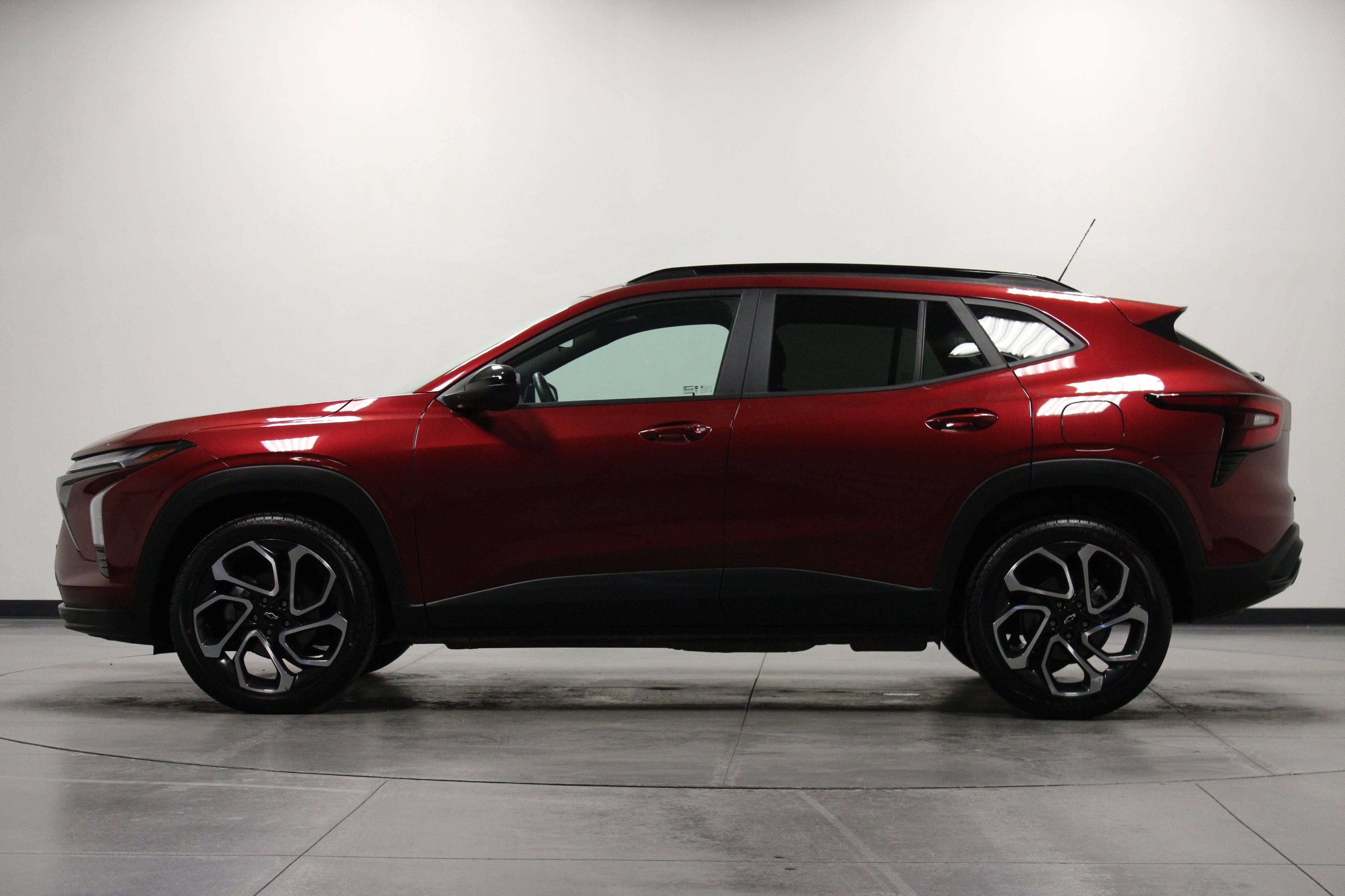 Used 2025 Chevrolet Trax RS w/ Driver Confidence Package FWD image 7