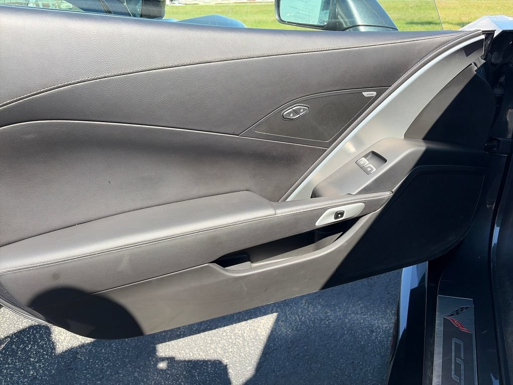 Used 2017 Chevrolet Corvette Z06 RWD image 14