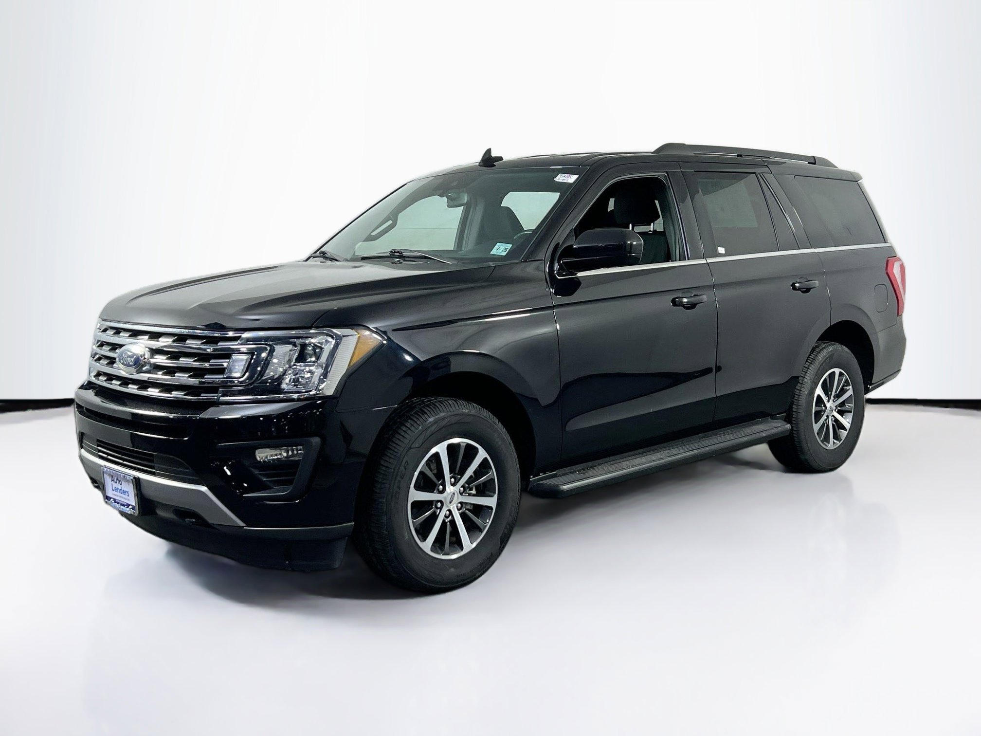Used 2021 Ford Expedition XLT image 1
