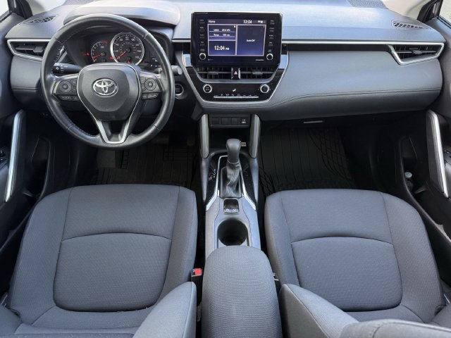 Used 2022 Toyota Corolla Cross LE FWD image 11