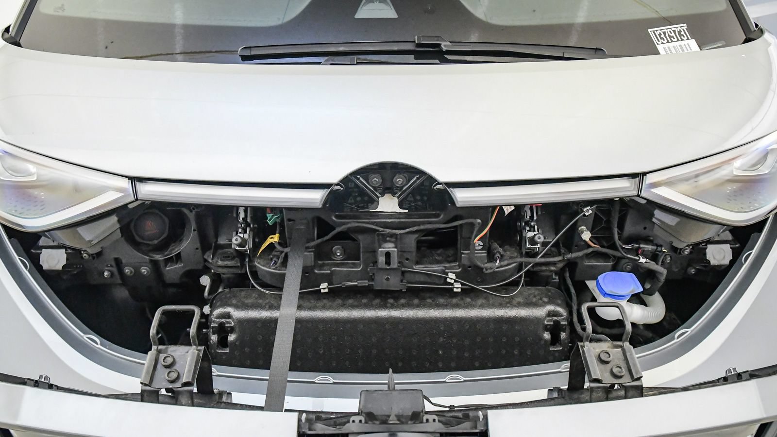 Used 2025 Volkswagen ID. Buzz Pro S RWD image 34