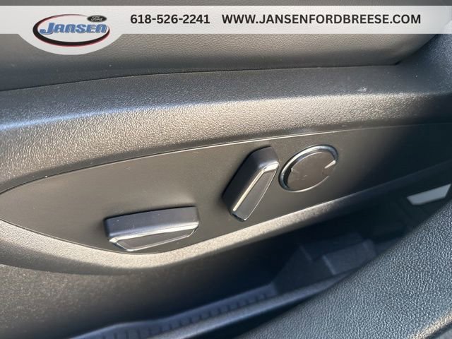 Used 2022 Lincoln Nautilus Reserve AWD/4WD image 11