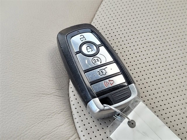 Used 2019 Ford Explorer Limited image 25