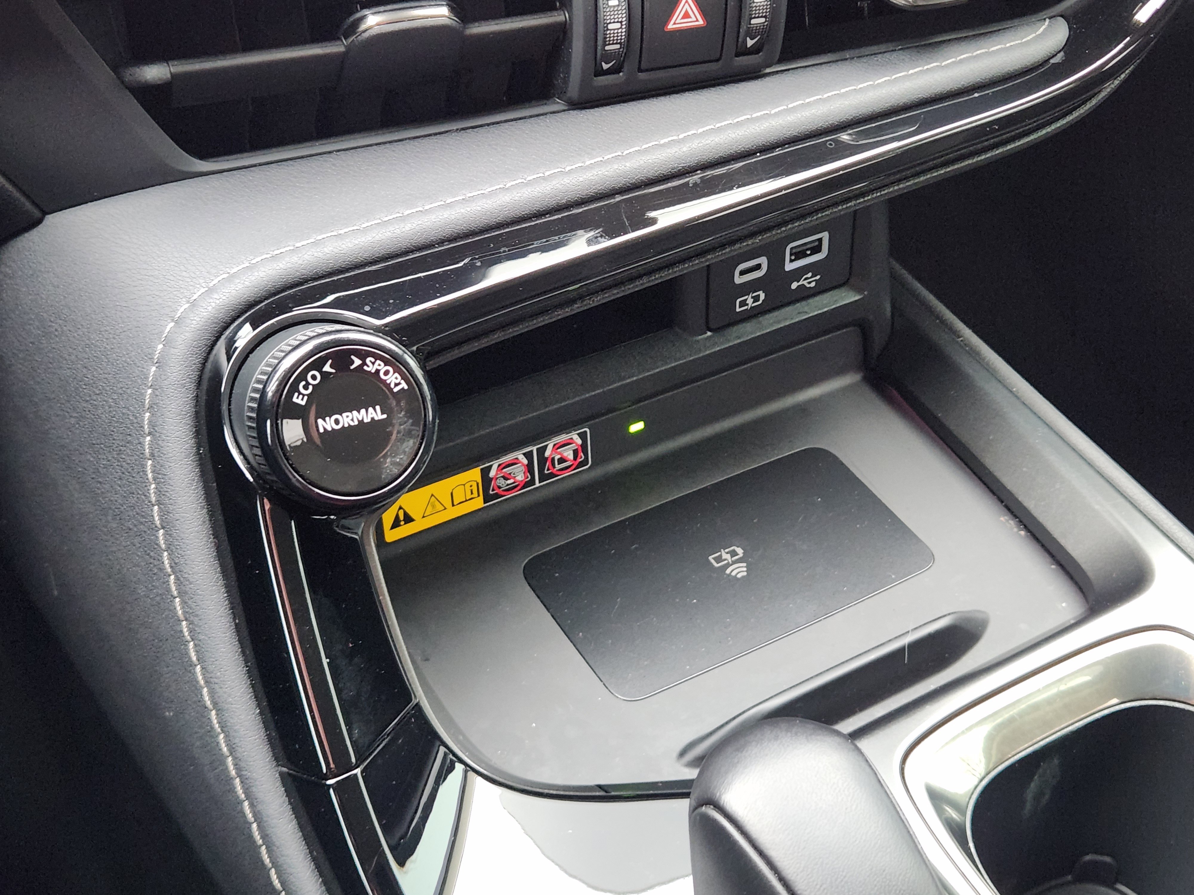 Used 2022 Lexus NX 350h AWD image 23