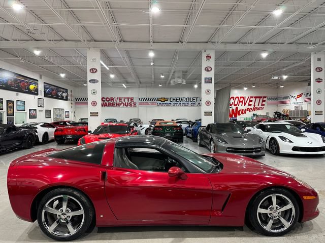 Used 2009 Chevrolet Corvette Coupe w/ Preferred Equipment Group RWD image 5