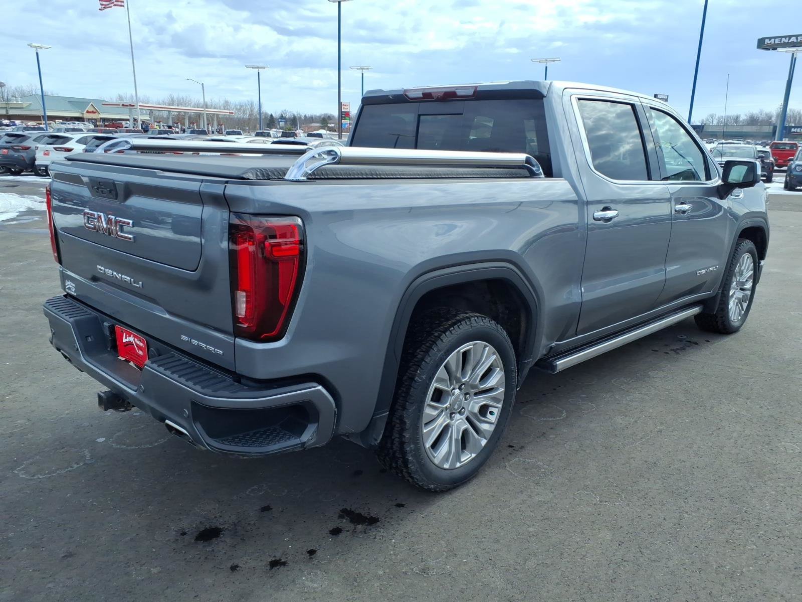 Used 2022 GMC Sierra 1500 Denali w/ Denali Reserve Package AWD/4WD image 6
