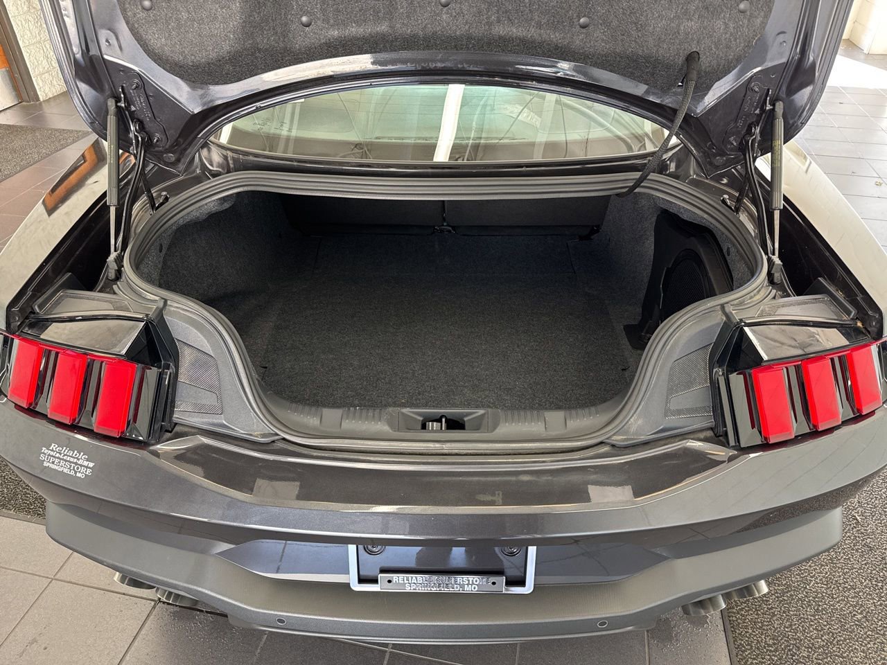 Used 2024 Ford Mustang GT Premium RWD image 9