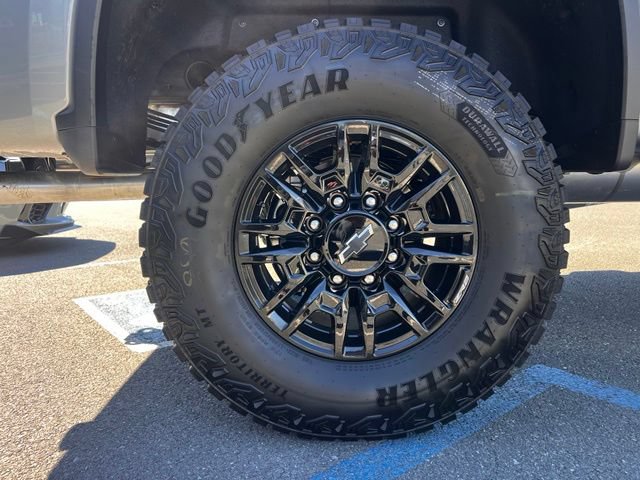 New 2026 Chevrolet Silverado 2500 ZR2 AWD/4WD image 6