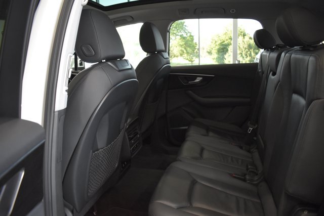 Used 2023 Audi Q7 3.0T Premium Plus AWD/4WD image 34