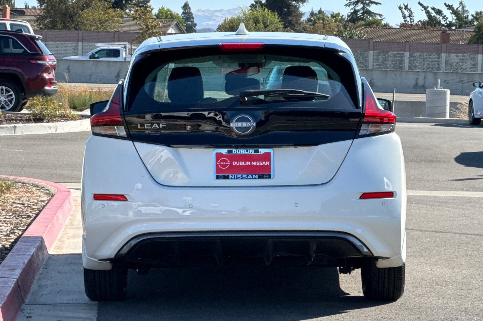 Certified 2025 Nissan Leaf S FWD image 5