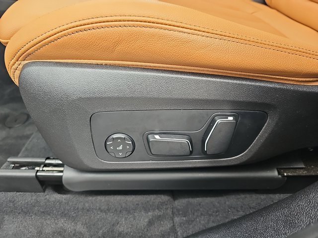 Used 2024 BMW X3 M40i w/ Premium Package image 29