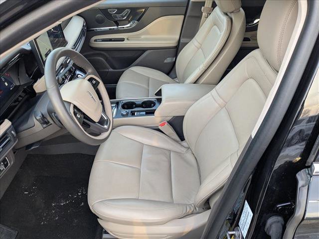 Used 2023 Lincoln Corsair Reserve image 21