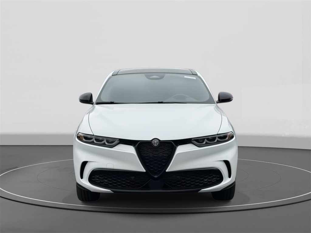New 2025 Alfa Romeo Tonale w/ Premium Package image 2