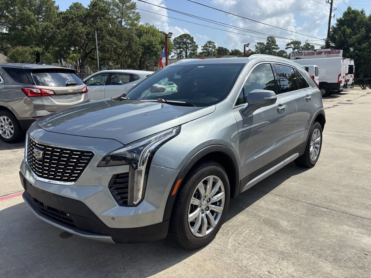 Used 2023 Cadillac XT4 Premium Luxury w/ Cold Weather Package image 2
