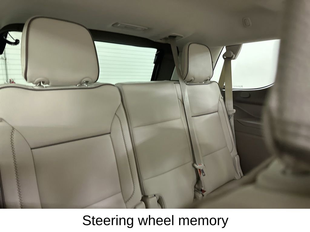 Certified 2024 GMC Yukon Denali image 27