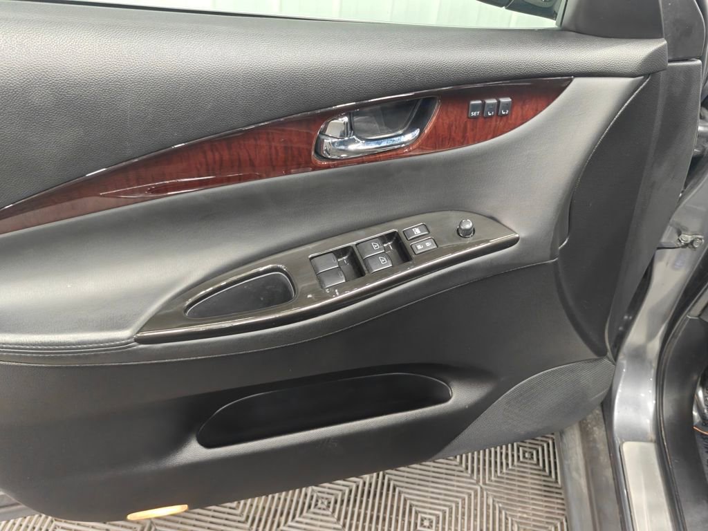 Used 2017 INFINITI QX50 Base w/ Deluxe Touring Package image 44