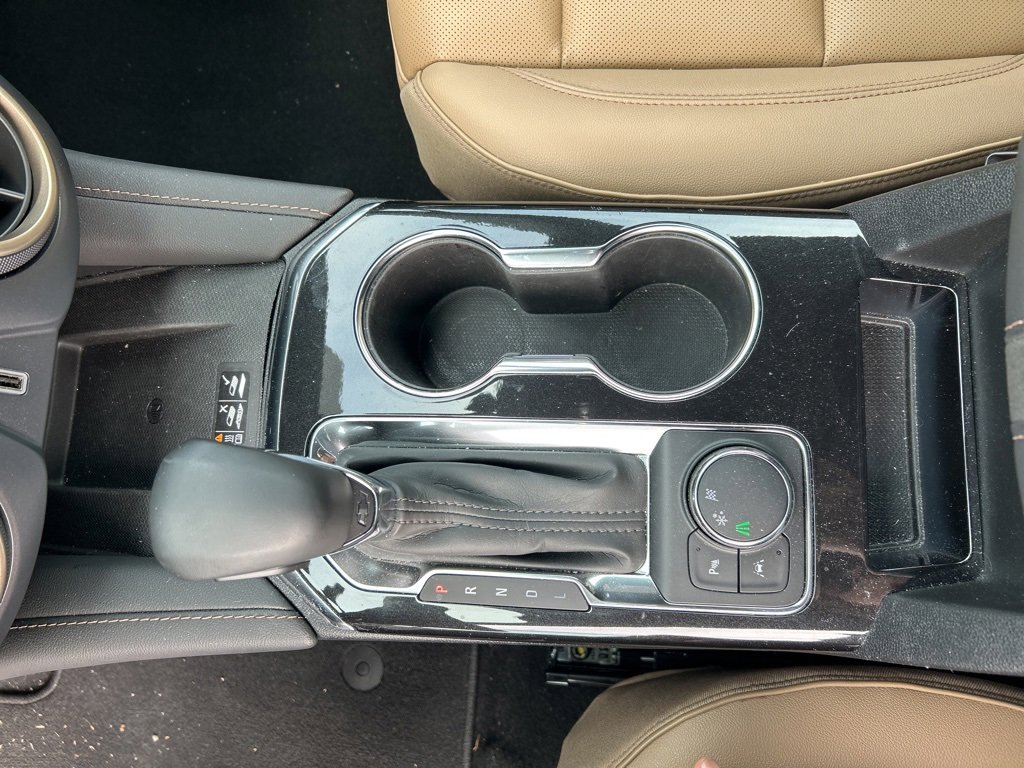 Used 2023 Chevrolet Blazer Premier image 27