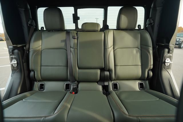 New 2026 Jeep Gladiator Mojave image 31