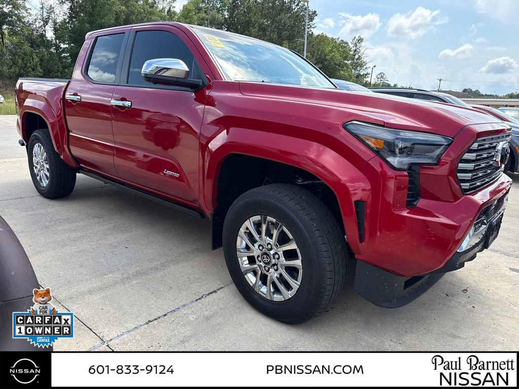 Used 2025 Toyota Tacoma Limited AWD/4WD image 2