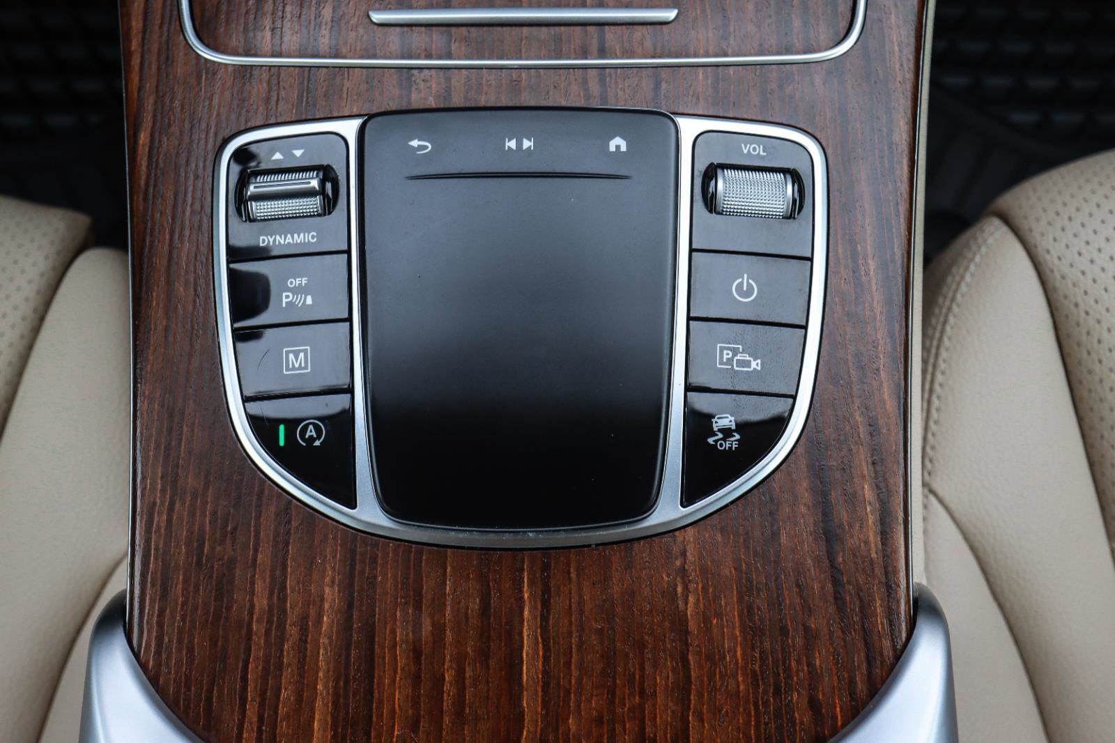 Used 2021 Mercedes-Benz GLC 300 4MATIC image 26