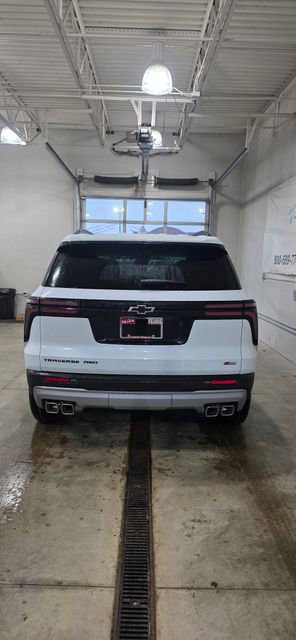 New 2026 Chevrolet Traverse Z71 w/ Driver Confidence Package image 4