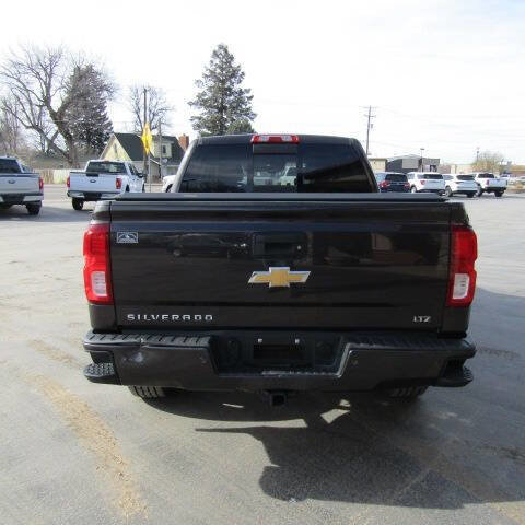 Used 2016 Chevrolet Silverado 1500 LTZ Z71 w/ LTZ Plus Package image 5