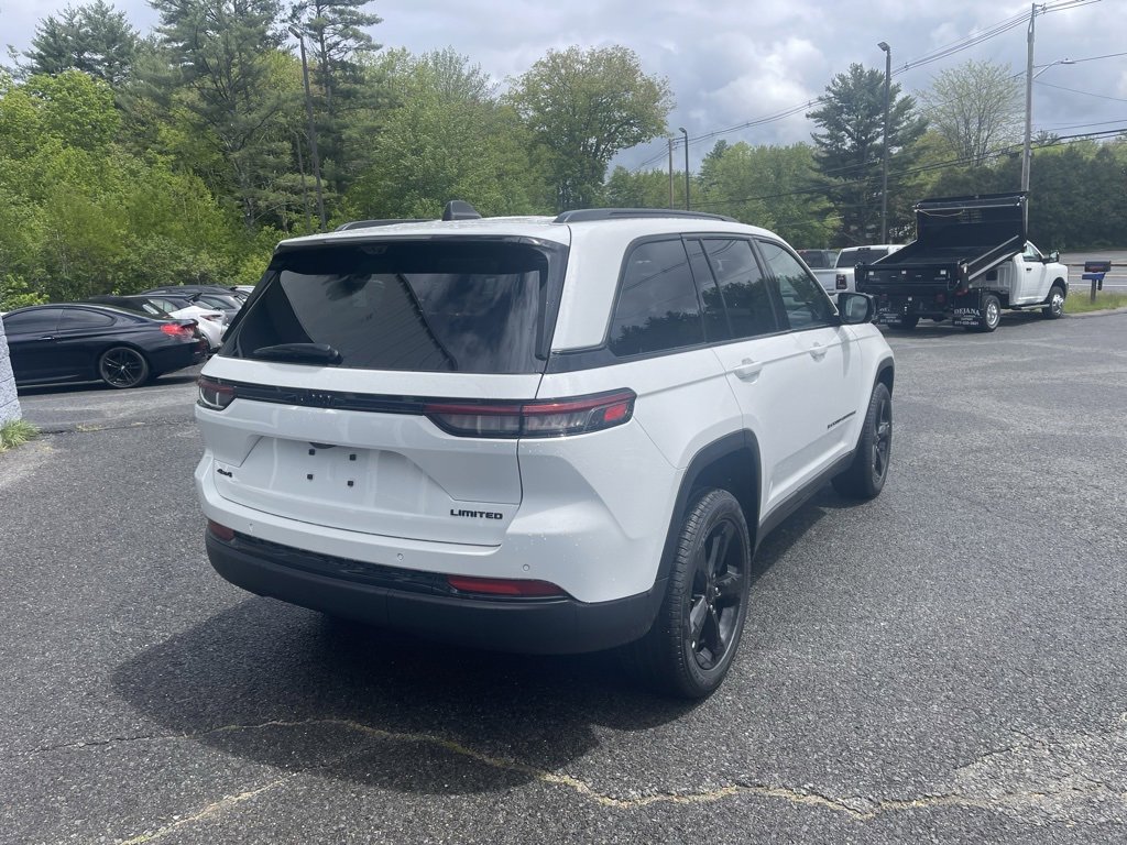 New 2025 Jeep Grand Cherokee Limited image 5