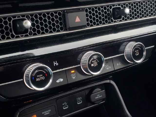 Used 2025 Honda Civic Sport image 18