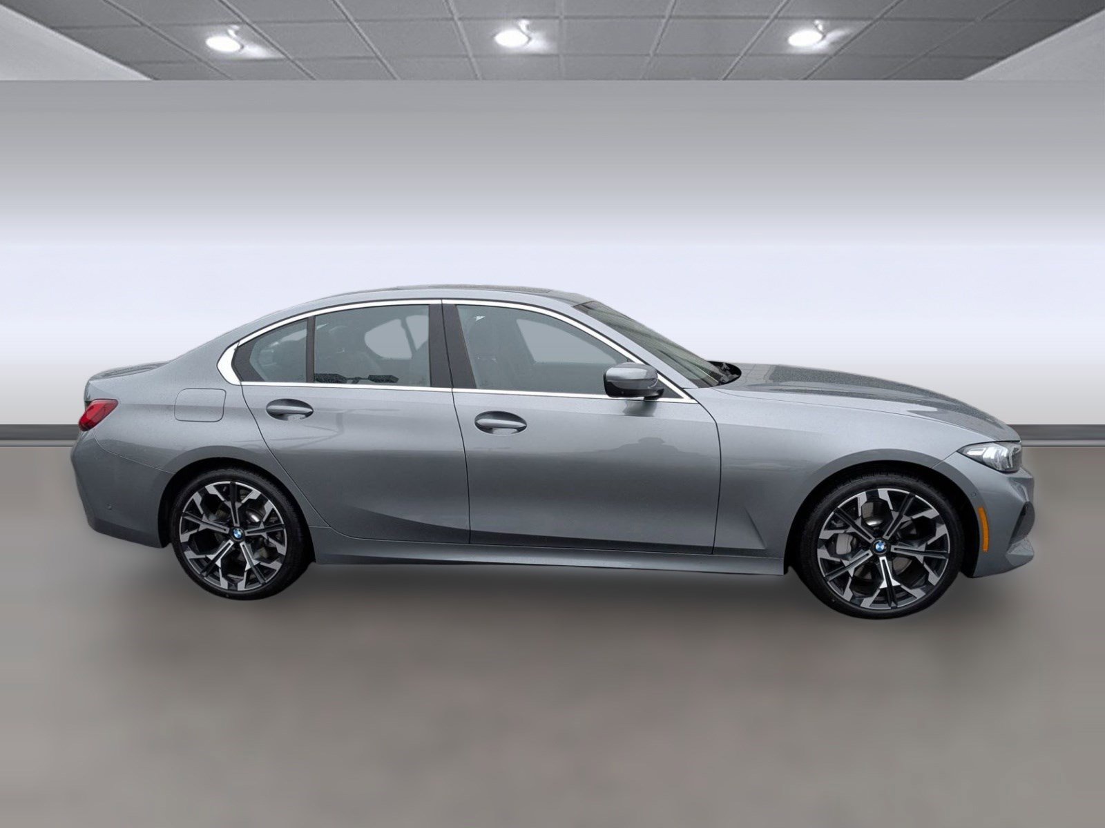 Used 2025 BMW 330i Sedan image 8