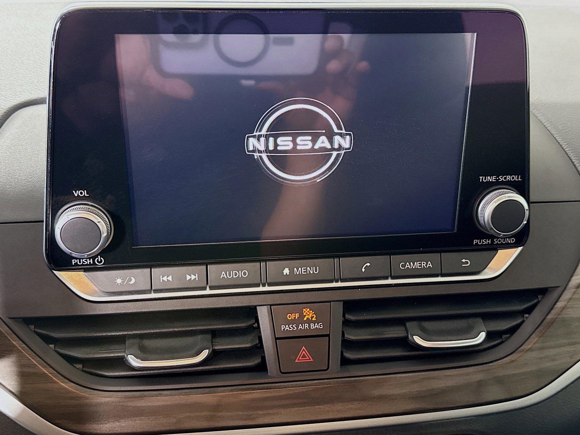 Used 2025 Nissan Altima 2.5 SV image 18