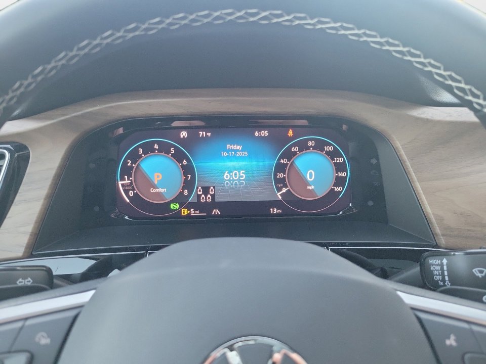 New 2026 Volkswagen Atlas SE image 11