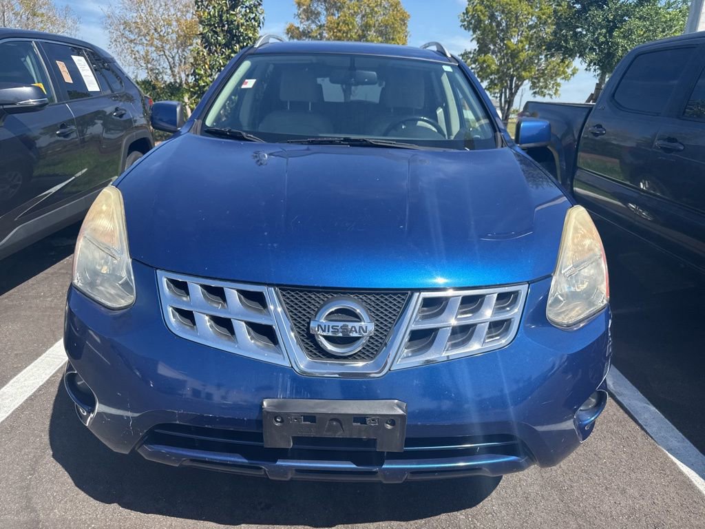 Used 2011 Nissan Rogue SV w/ SL Pkg image 2