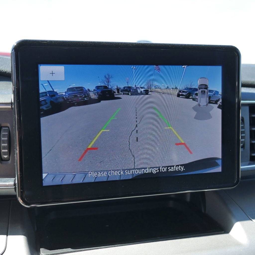 Used 2022 Ford Explorer XLT w/ Equipment Group 202A image 32