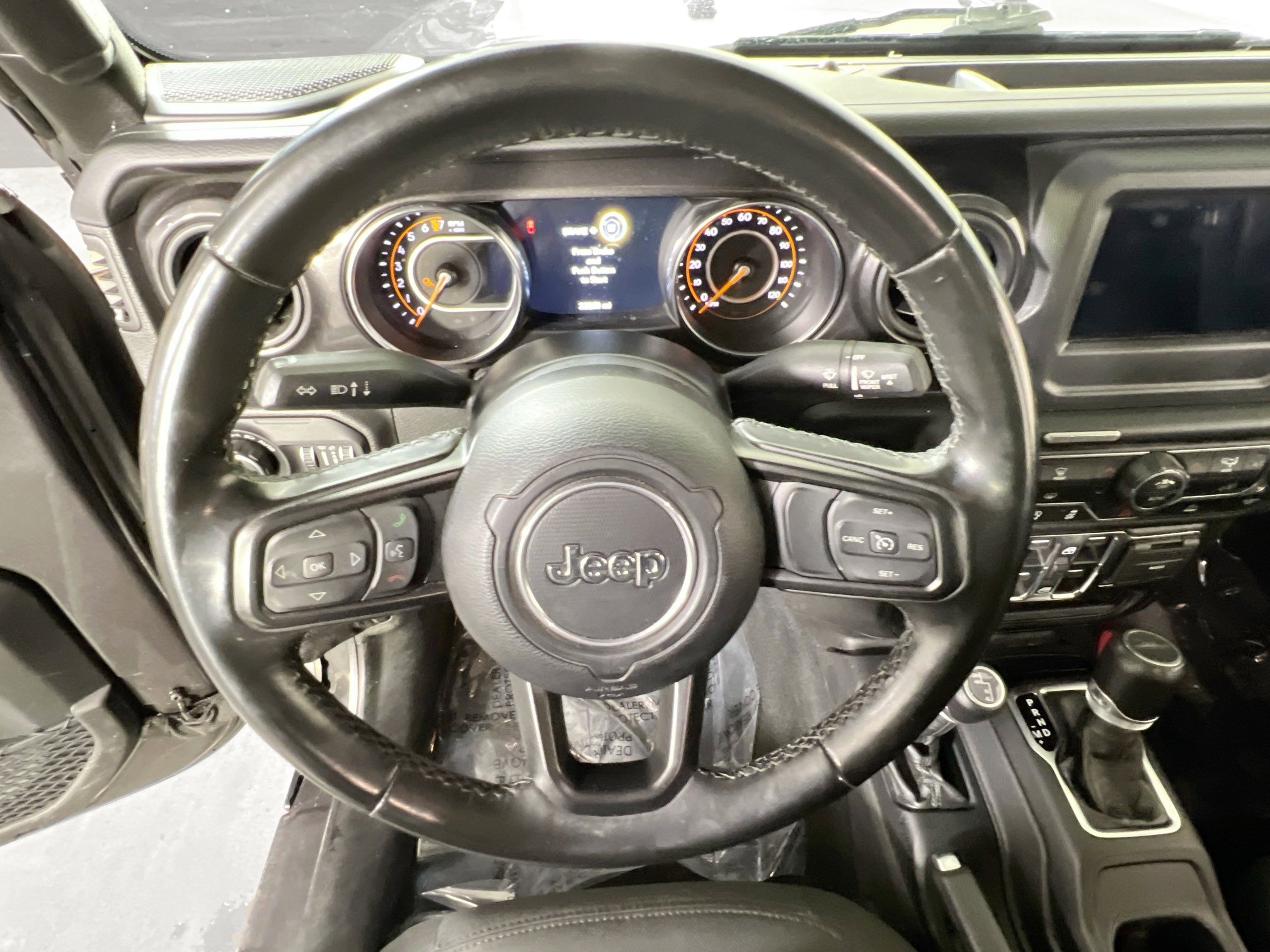 Used 2022 Jeep Gladiator Sport AWD/4WD image 11