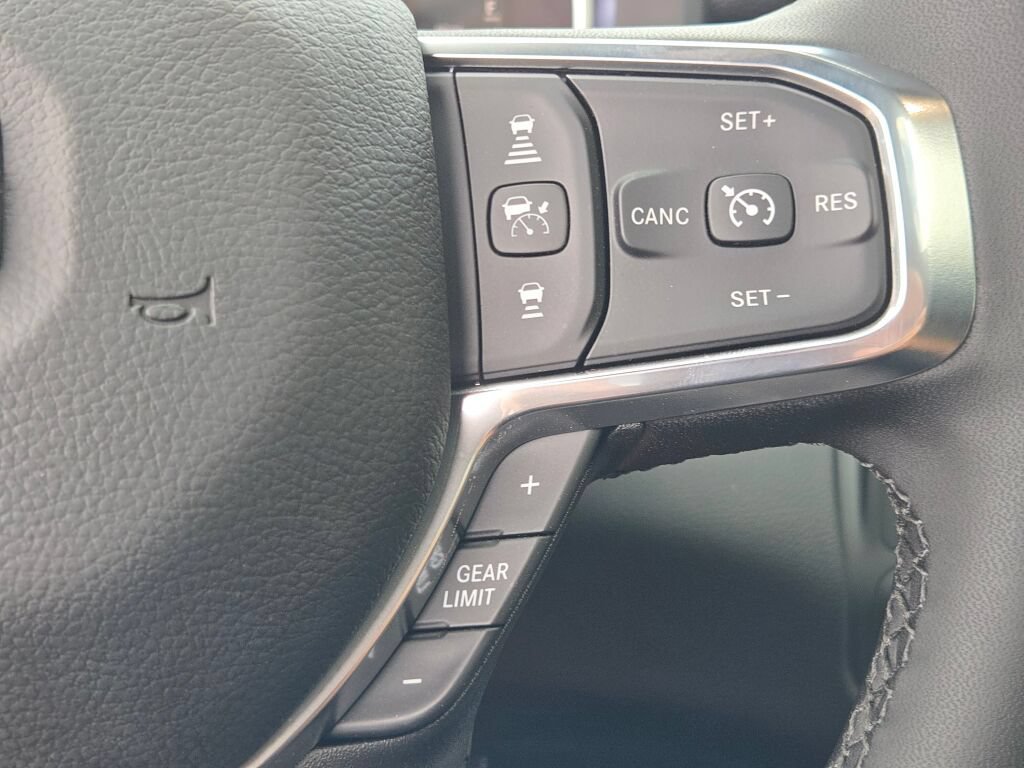 New 2026 RAM 2500 Laramie w/ Night Edition AWD/4WD image 32