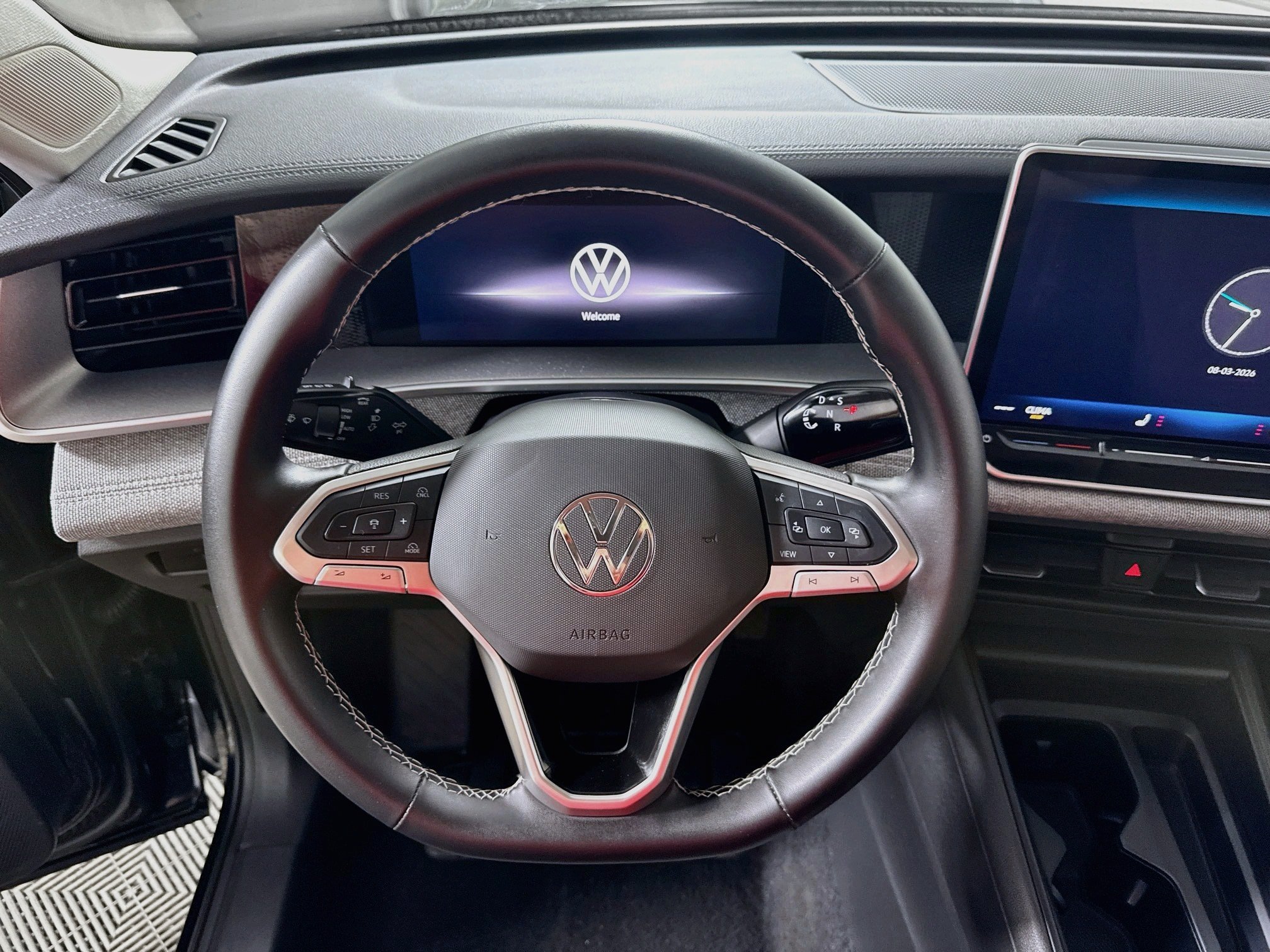 Used 2025 Volkswagen Tiguan S AWD/4WD image 14
